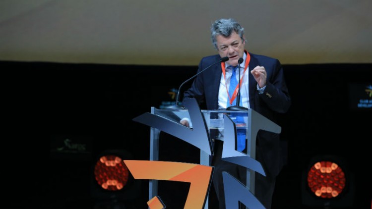 Jean-Louis Borloo au Forum International Afrique Développement 